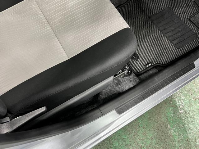 ミライースＸ　ＳＡIII　走行１５８５キロ／ＬＥＤヘッドライト一年保証・走行距離無制限　走行１５８５キロ　助手席エアバック　オートライト　オートマチックハイビーム　クリアランスソナー　アイドリングストップ（埼玉県）の中古車