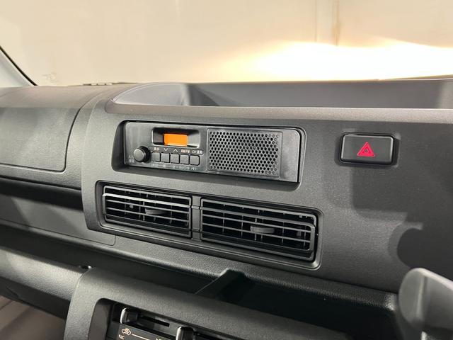 ハイゼットトラックスタンダード 農用スペシャル 4WD/MT車/走行6キロ1年保証距離無制限 走行距離6キロ FMAMラジオ 助手席エアバック クリアランスソナー オートマチックハイビーム オートライト アイドリングストップ 大型LED荷台作業灯(埼玉県)の中古車