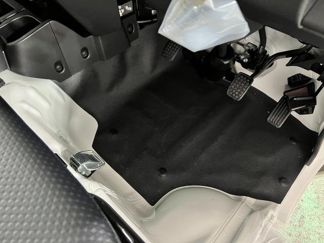 ハイゼットトラックスタンダード 農用スペシャル 4WD/MT車/走行6キロ1年保証距離無制限 走行距離6キロ FMAMラジオ 助手席エアバック クリアランスソナー オートマチックハイビーム オートライト アイドリングストップ 大型LED荷台作業灯(埼玉県)の中古車