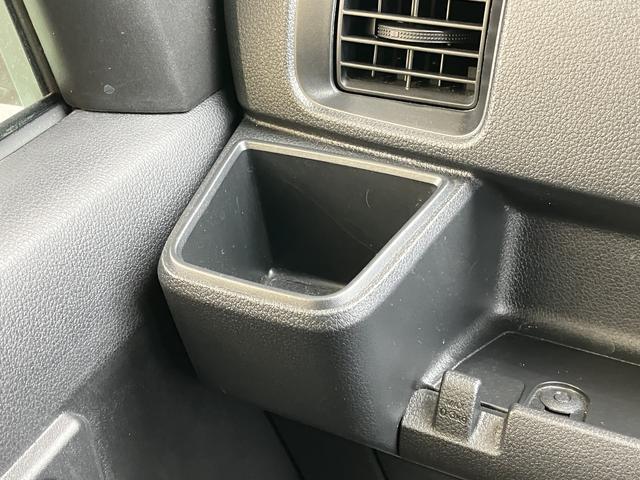 ハイゼットカーゴデラックス　前席パワーウインドウ　キーレスエントリー保証　新車保証・まごころ保証　１年間・走行距離無制限付き　キーレスエントリー　オートライト　オートハイビーム　前席パワーウインドウ　リヤベンチシート（東京都）の中古車