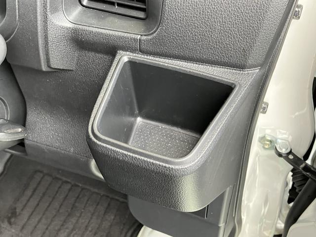 ハイゼットカーゴデラックス　前席パワーウインドウ　キーレスエントリー保証　新車保証・まごころ保証　１年間・走行距離無制限付き　キーレスエントリー　オートライト　オートハイビーム　前席パワーウインドウ　リヤベンチシート（東京都）の中古車