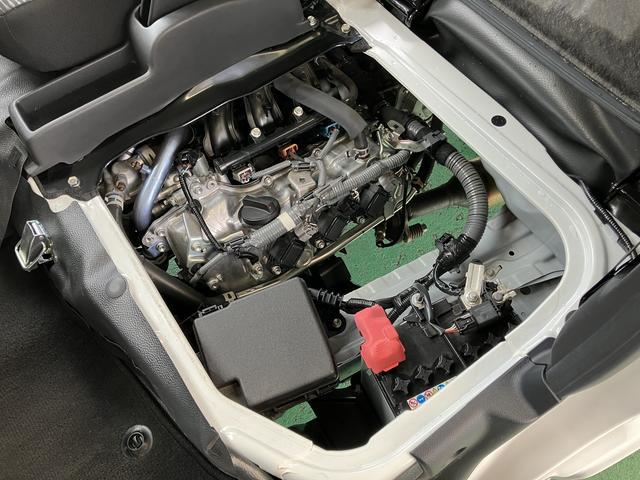 ハイゼットカーゴデラックス　前席パワーウインドウ　キーレスエントリー保証　新車保証・まごころ保証　１年間・走行距離無制限付き　キーレスエントリー　オートライト　オートハイビーム　前席パワーウインドウ　リヤベンチシート（東京都）の中古車