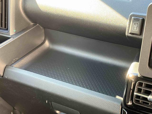 タントカスタムＲＳ　純正ナビ　ＥＴＣ車載器　ドライブレコーダー保証　新車保証・まごころ保証　１年間・走行距離無制限付き　純正７インチナビ　ＥＴＣ車載器　バックカメラ　ドライブレコーダー　両側電動スライドドア　前席シートヒーター　電動パーキングブレーキ（東京都）の中古車