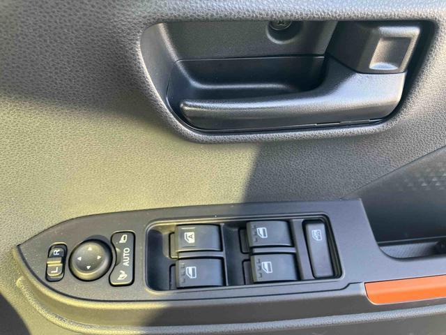 タントファンクロスルーフレール　バックカメラ　両側パワスラ　１４インチアルミ　シートヒーター　電動駐車ブレーキ　ＬＥＤヘッドライト＆フォグランプ　上下２段調節式デッキボード　コーナーセンサー　衝突被害軽減ブレーキ（千葉県）の中古車