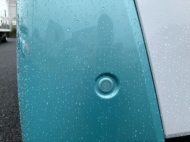 ムーヴキャンバスストライプスGLEDヘッドランプ・フォグランプ・電動パ−キング・シートヒ−タ−・スマ−トアシスト・ホッとカップホルダ−/360°スーパ−UV&IRカットガラス・置き楽ボックス・オートブレ−キホールド付き車(千葉県)の中古車