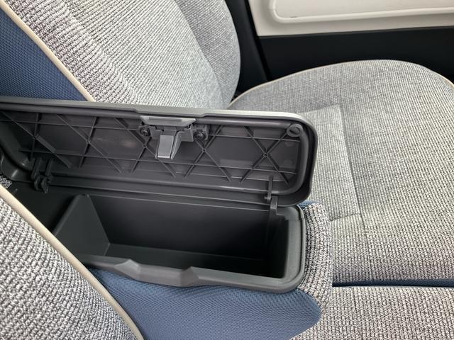 ムーヴキャンバスストライプスGLEDヘッドランプ・フォグランプ・電動パ−キング・シートヒ−タ−・スマ−トアシスト・ホッとカップホルダ−/360°スーパ−UV&IRカットガラス・置き楽ボックス・オートブレ−キホールド付き車(千葉県)の中古車