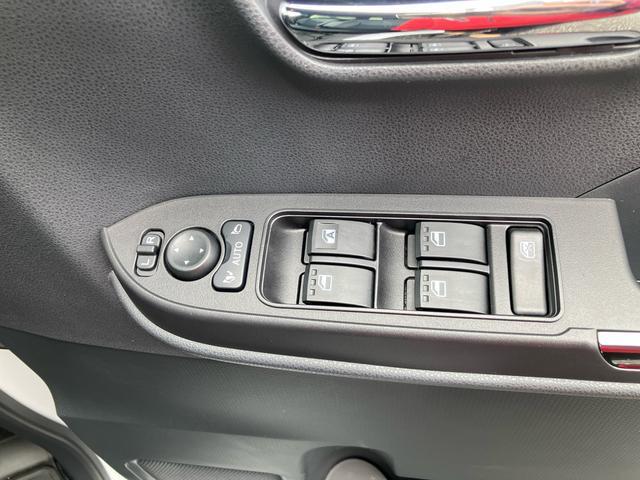 タントカスタムＸスマートアシスト・コーナーセンサー・ＬＥＤヘッドランプ・ミラクルオープンドア・両側パワースライドドア・バックカメラ・ＣＶＴ・オート格納式ドアミラー・キーフリー・シートヒーター・電動パーキングブレーキ（千葉県）の中古車