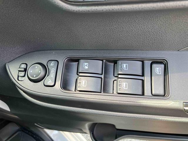 タントカスタムRSスマートアシスト・コーナーセンサー・LEDヘッドランプ・ミラクルオープンドア・両側パワースライドドア・バックカメラ・CVT・オート格納式ドアミラー・キーフリー・シートヒーター・電動パーキングブレーキ(千葉県)の中古車