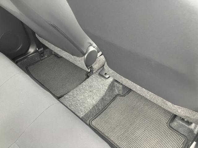 ミライースＬ　ＳＡIII１３インチフルホイールキャップ　マルチリフレクターハロゲンヘッドランプ　可倒式ドアミラー　自発光式デジタルメーターアンバーイルミネーションメーター　マニュアルエアコン（ダイヤル式）　キーレスエントリー（静岡県）の中古車