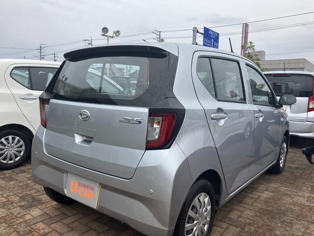 ミライースＬ　ＳＡIII１３インチフルホイールキャップ　マルチリフレクターハロゲンヘッドランプ　可倒式ドアミラー　自発光式デジタルメーターアンバーイルミネーションメーター　マニュアルエアコン（ダイヤル式）　キーレスエントリー（静岡県）の中古車