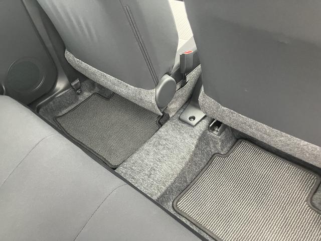 ミライースＬ　ＳＡIII１３インチフルホイールキャップ　マルチリフレクターハロゲンヘッドランプ　可倒式ドアミラー　自発光式デジタルメーターアンバーイルミネーションメーター　マニュアルエアコン（ダイヤル式）　キーレスエントリー（静岡県）の中古車
