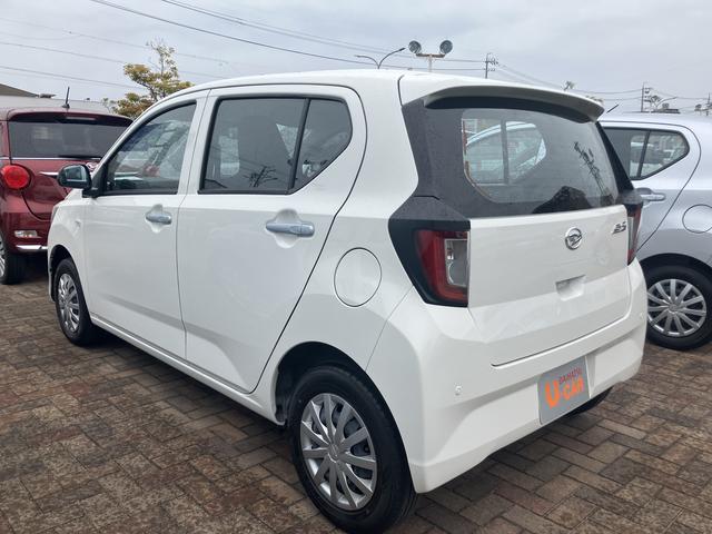 ミライースＬ　ＳＡIII１３インチフルホイールキャップ　マルチリフレクターハロゲンヘッドランプ　可倒式ドアミラー　自発光式デジタルメーターアンバーイルミネーションメーター　マニュアルエアコン（ダイヤル式）　キーレスエントリー（静岡県）の中古車