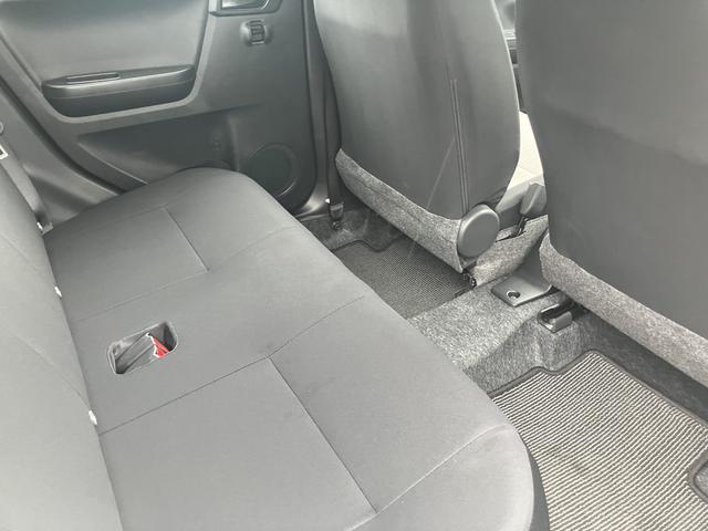 ミライースＬ　ＳＡIII１３インチフルホイールキャップ　マルチリフレクターハロゲンヘッドランプ　可倒式ドアミラー　自発光式デジタルメーターアンバーイルミネーションメーター　マニュアルエアコン（ダイヤル式）　キーレスエントリー（静岡県）の中古車