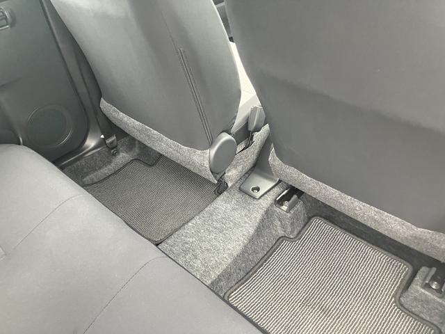 ミライースＬ　ＳＡIII１３インチフルホイールキャップ　マルチリフレクターハロゲンヘッドランプ　可倒式ドアミラー　自発光式デジタルメーターアンバーイルミネーションメーター　マニュアルエアコン（ダイヤル式）　キーレスエントリー（静岡県）の中古車