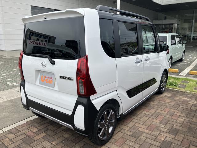 タントファンクロスターボ１５インチアルミホイール　フルＬＥＤヘッドランプ　オート格納式カラードドアミラー　本革巻ステアリングホイール　プッシュボタンスタート　キーフリーシステム（静岡県）の中古車