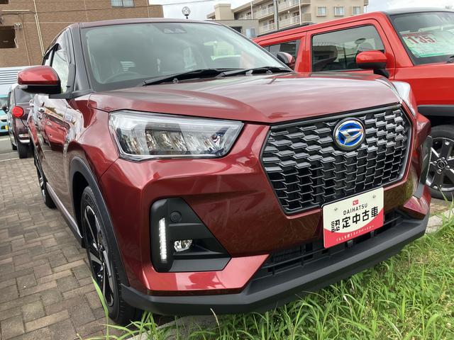 ロッキープレミアムＧ　ＨＥＶアルミホイール　ＵＶＩＲカット遮音ガラス　フルＬＥＤヘッドランプ　キーフリーシステム　革巻きステアリングホイール　本革シフトノブ　アクティブマルチインフォメーションメーター（静岡県）の中古車