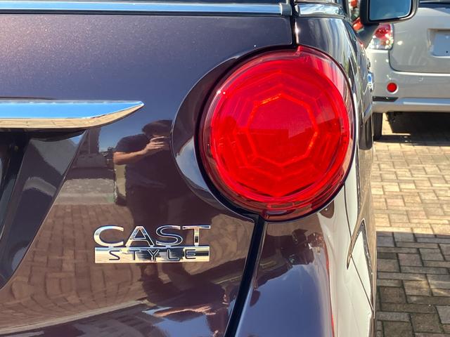 キャストスタイルG VS SAIIIシートヒーター ウレタンステアリングホイール 15インチアルミホイール BiAngleLEDヘッドランプ LEDフォグランプ LEDフロントパーソナルランプ LEDルームランプ(静岡県)の中古車