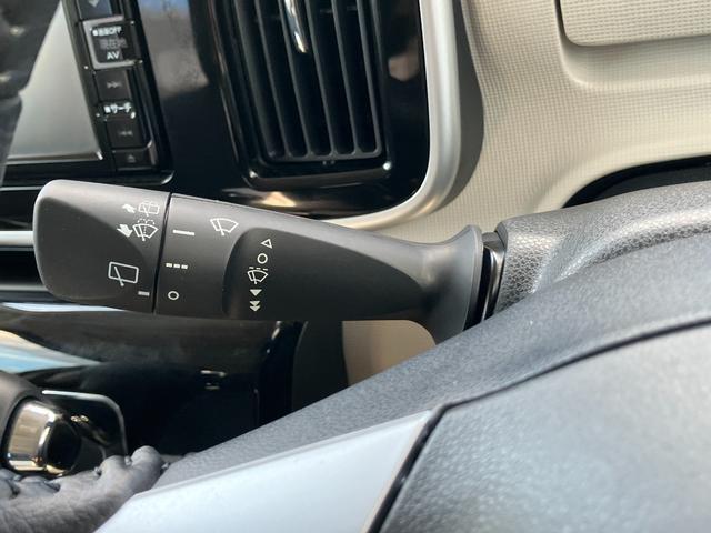 ムーヴキャンバスGブラックアクセントリミテッド SAIII14インチフルホイールキャップ LEDヘッドランプ キーフリーシステム 両側パワースライドドア オートエアコン(プッシュ式) オートライト 置きラクボックス(静岡県)の中古車