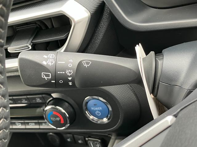 ロッキープレミアムＧ　ＨＥＶ１７インチアルミホイール　ＵＶＩＲカット遮音ガラス　フルＬＥＤヘッドランプ　キーフリーシステム　革巻きステアリングホイール　本革シフトノブ　アクティブマルチインフォメーションメーター（静岡県）の中古車