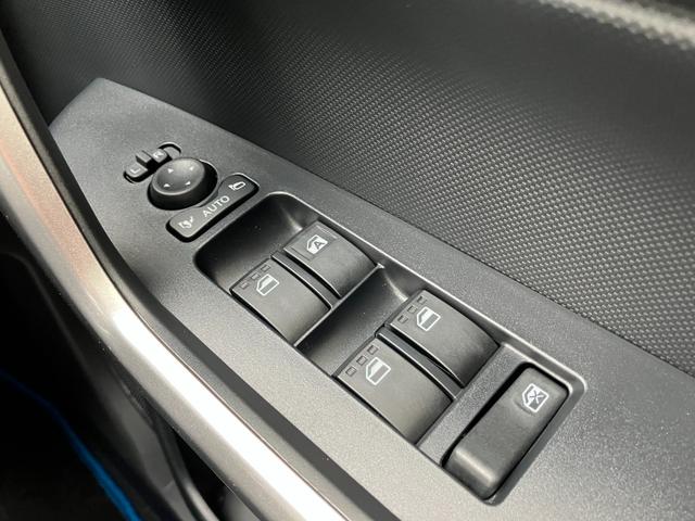 ロッキープレミアムＧ　ＨＥＶ１７インチアルミホイール　ＵＶＩＲカット遮音ガラス　フルＬＥＤヘッドランプ　キーフリーシステム　革巻きステアリングホイール　本革シフトノブ　アクティブマルチインフォメーションメーター（静岡県）の中古車