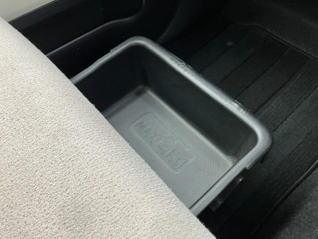 ムーヴキャンバスGメイクアップ SAII14インチフルホイールキャップ LEDヘッドランプ キーフリーシステム 両側パワースライドドア オートエアコン(プッシュ式) オートライト 置きラクボックス(静岡県)の中古車