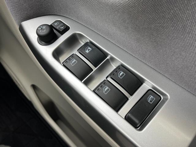 キャストスタイルG SAIIIウレタンステアリングホイール 15インチアルミホイール BiAngleLEDヘッドランプ LEDフォグランプ LEDフロントパーソナルランプ LEDルームランプ(静岡県)の中古車