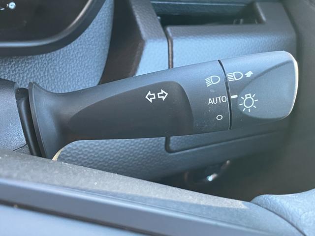 トールXキーフリーシステム プッシュボタンスタート 片側電動スライドドア パワーウィンドウ 電動格納ドアミラー マニュアルエアコン(ダイヤル式)(静岡県)の中古車