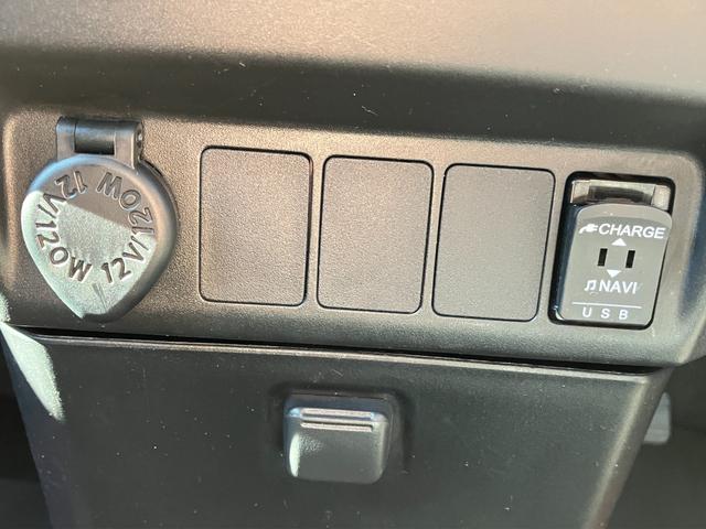 トールXキーフリーシステム プッシュボタンスタート 片側電動スライドドア パワーウィンドウ 電動格納ドアミラー マニュアルエアコン(ダイヤル式)(静岡県)の中古車