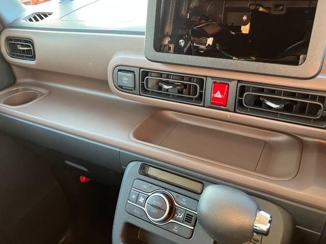 ムーヴキャンバスセオリーX14インチフルホイールキャップ キーフリーシステム プッシュボタンスタート UVカットガラス 両側パワースライドドア ハロゲンヘッドライト ラゲージアンダーボックス(静岡県)の中古車