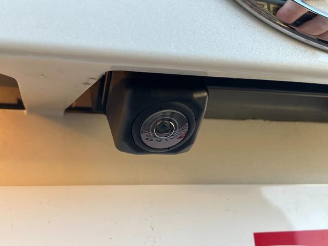 タントＸ　ＶＳ　ＳＡIIIキーフリーシステム　パワースライドドア（左側）　オートエアコン（プッシュ式）　オートライト　ハロゲンヘッドランプ　マルチインフォメーションディスプレイ（静岡県）の中古車