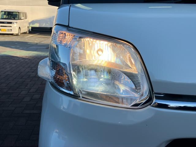 タントＸ　ＶＳ　ＳＡIIIキーフリーシステム　パワースライドドア（左側）　オートエアコン（プッシュ式）　オートライト　ハロゲンヘッドランプ　マルチインフォメーションディスプレイ（静岡県）の中古車