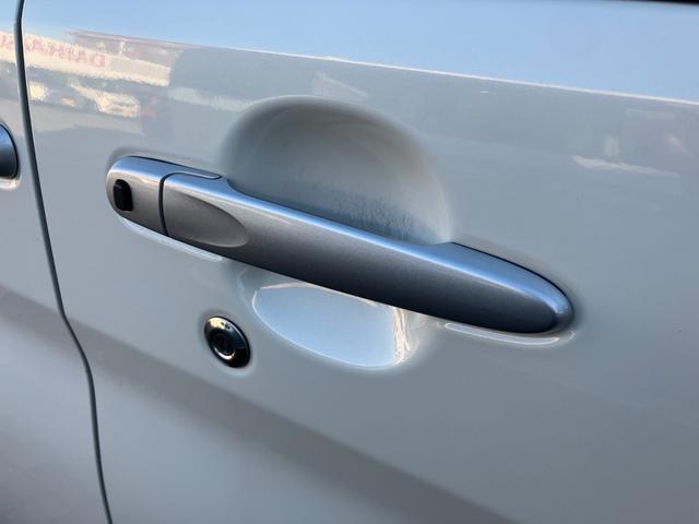 タントＸ　ＶＳ　ＳＡIIIキーフリーシステム　パワースライドドア（左側）　オートエアコン（プッシュ式）　オートライト　ハロゲンヘッドランプ　マルチインフォメーションディスプレイ（静岡県）の中古車