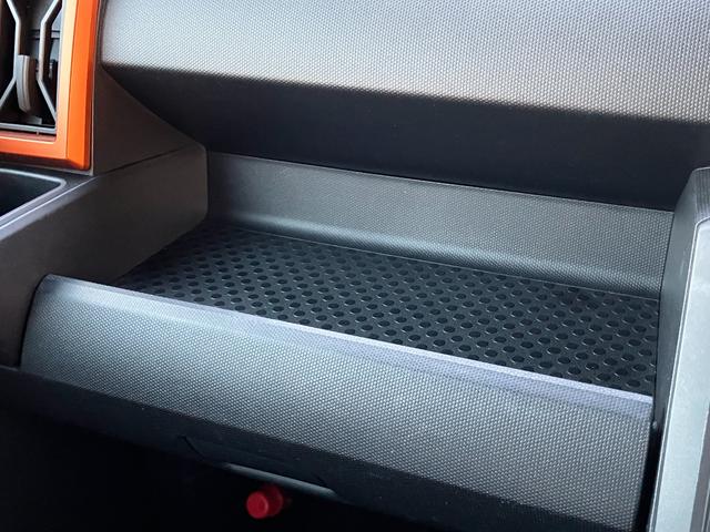 タフトＧ１５インチアルミホイール　オートレベリング機能付フルＬＥＤヘッドランプ　ＬＥＤフォグランプ　本革巻ステアリングホイール　本革巻インパネセンターシフト　ＴＦＴカラーマルチインフォメーションディスプレイ（静岡県）の中古車