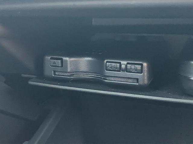 タフトＧ１５インチアルミホイール　オートレベリング機能付フルＬＥＤヘッドランプ　ＬＥＤフォグランプ　本革巻ステアリングホイール　本革巻インパネセンターシフト　ＴＦＴカラーマルチインフォメーションディスプレイ（静岡県）の中古車