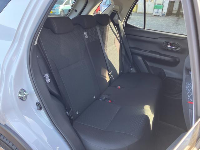 ロッキーＧ１７インチアルミホイール　ＵＶＩＲカット遮音ガラス　フルＬＥＤヘッドランプ　運転席・助手席シートヒーター　ウレタンステアリングホイール　本革シフトノブ　アクティブマルチインフォメーションメーター（静岡県）の中古車