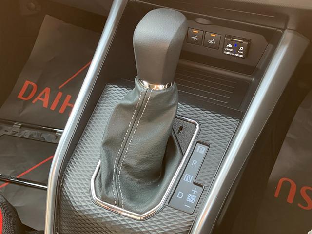 ロッキーＧ１７インチアルミホイール　ＵＶＩＲカット遮音ガラス　フルＬＥＤヘッドランプ　運転席・助手席シートヒーター　ウレタンステアリングホイール　本革シフトノブ　アクティブマルチインフォメーションメーター（静岡県）の中古車