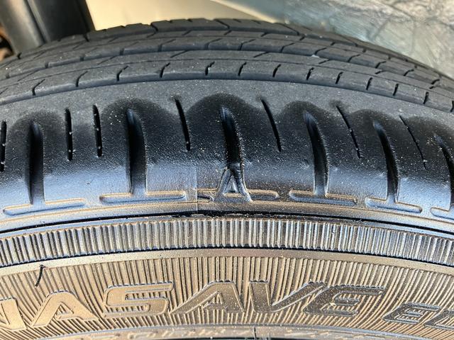 ミライースＬ　ＳＡIII１３インチフルホイールキャップ　マルチリフレクターハロゲンヘッドランプ　可倒式ドアミラー　自発光式デジタルメーターアンバーイルミネーションメーター　マニュアルエアコン（ダイヤル式）　キーレスエントリー（静岡県）の中古車