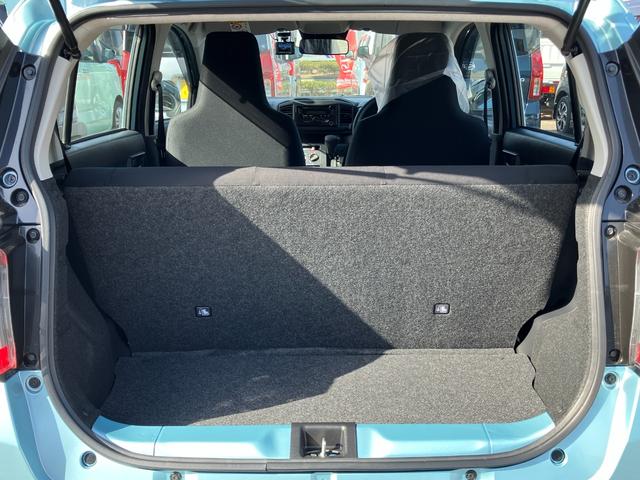 ミライースＬ　ＳＡIII１３インチフルホイールキャップ　マルチリフレクターハロゲンヘッドランプ　可倒式ドアミラー　自発光式デジタルメーターアンバーイルミネーションメーター　マニュアルエアコン（ダイヤル式）　キーレスエントリー（静岡県）の中古車