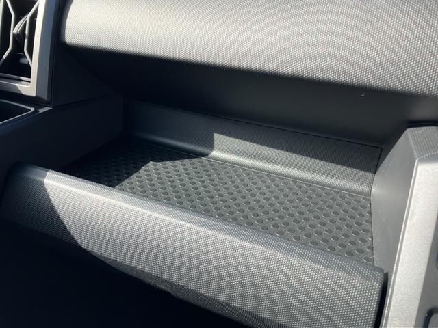 タフトＧ　クロムベンチャーメッキドアアウターハンドル　１５インチアルミホイール　オートレベリング機能付フルＬＥＤヘッドランプ　ＬＥＤフォグランプ　本革巻ステアリングホイール　本革巻インパネセンターシフト（静岡県）の中古車