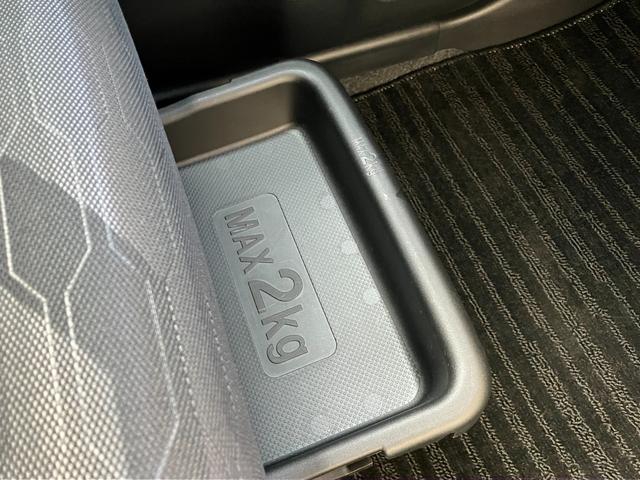 タフトＧ　クロムベンチャーメッキドアアウターハンドル　１５インチアルミホイール　オートレベリング機能付フルＬＥＤヘッドランプ　ＬＥＤフォグランプ　本革巻ステアリングホイール　本革巻インパネセンターシフト（静岡県）の中古車