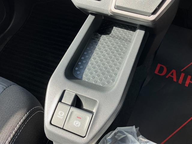 タフトＧ　クロムベンチャーメッキドアアウターハンドル　１５インチアルミホイール　オートレベリング機能付フルＬＥＤヘッドランプ　ＬＥＤフォグランプ　本革巻ステアリングホイール　本革巻インパネセンターシフト（静岡県）の中古車