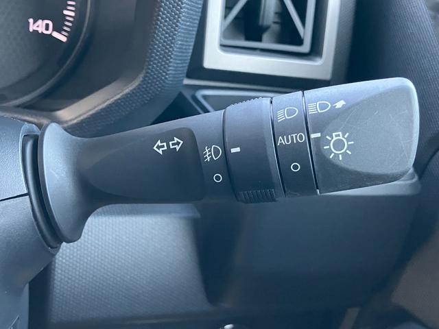 タフトＧ　クロムベンチャーメッキドアアウターハンドル　１５インチアルミホイール　オートレベリング機能付フルＬＥＤヘッドランプ　ＬＥＤフォグランプ　本革巻ステアリングホイール　本革巻インパネセンターシフト（静岡県）の中古車