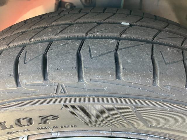 ムーヴＬ　ＳＡII１４インチフルホイールキャップ　ＵＶカットゴラス（フロントドア）　ウレタンステアリングホイール　キーレスエントリー　マニュアルエアコン（ダイヤル式）（静岡県）の中古車