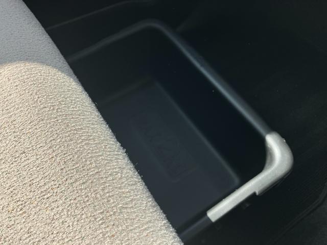 ムーヴキャンバスGメイクアップVS SAIII14インチフルホイールキャップ LEDヘッドランプ キーフリーシステム 両側パワースライドドア オートエアコン(プッシュ式) オートライト 置きラクボックス(静岡県)の中古車