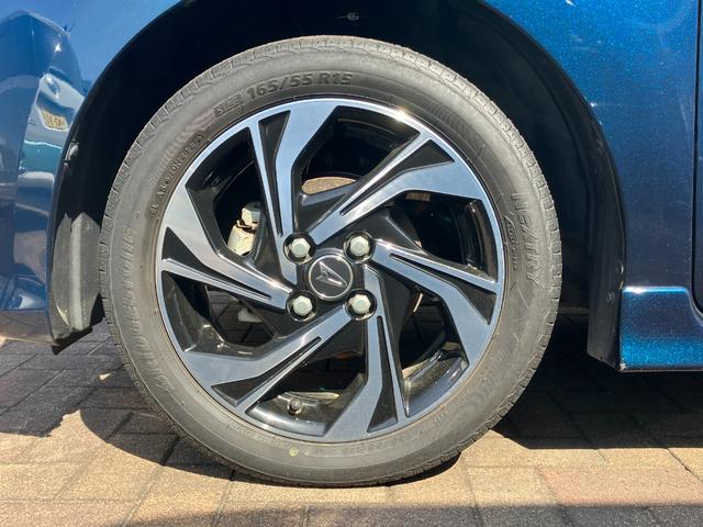 タントカスタムＲＳスタイルセレクション１５インチアルミホイール　キーフリーシステム　プッシュボタンスタート　オートエアコン（プッシュ式）　フルＬＥＤヘッドランプ　オート格納式カラードドアミラー　本革巻ステアリングホイール（静岡県）の中古車