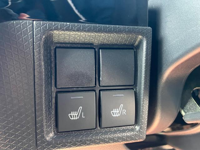 タントカスタムＲＳスタイルセレクション１５インチアルミホイール　キーフリーシステム　プッシュボタンスタート　オートエアコン（プッシュ式）　フルＬＥＤヘッドランプ　オート格納式カラードドアミラー　本革巻ステアリングホイール（静岡県）の中古車