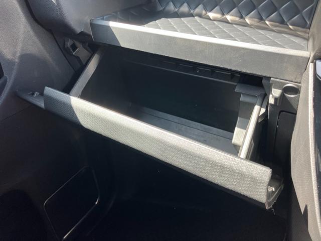 タントカスタムＲＳスタイルセレクション１５インチアルミホイール　キーフリーシステム　プッシュボタンスタート　オートエアコン（プッシュ式）　フルＬＥＤヘッドランプ　オート格納式カラードドアミラー　本革巻ステアリングホイール（静岡県）の中古車