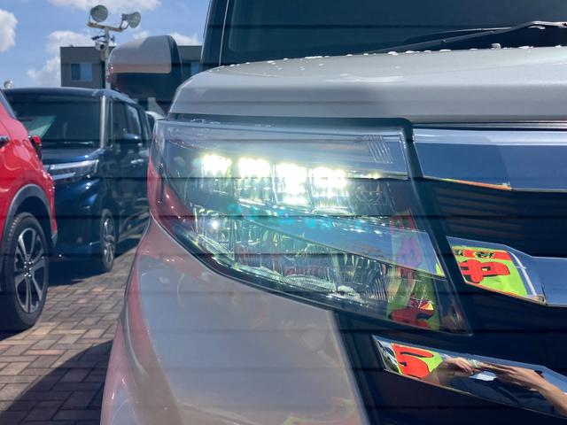 トールカスタムGLEDヘッドランプ キーフリーシステム プッシュボタンスタート オートエアコン(プッシュ式) 両側パワースライドドア マルチインフォメーションディスプレイ(静岡県)の中古車