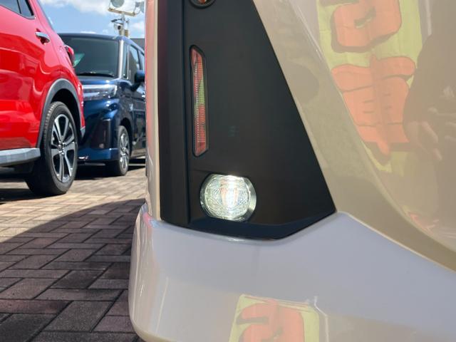 トールカスタムGLEDヘッドランプ キーフリーシステム プッシュボタンスタート オートエアコン(プッシュ式) 両側パワースライドドア マルチインフォメーションディスプレイ(静岡県)の中古車