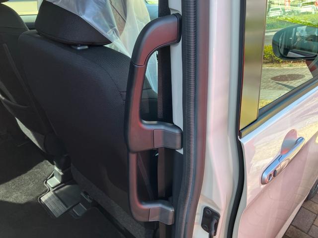 トールカスタムGLEDヘッドランプ キーフリーシステム プッシュボタンスタート オートエアコン(プッシュ式) 両側パワースライドドア マルチインフォメーションディスプレイ(静岡県)の中古車